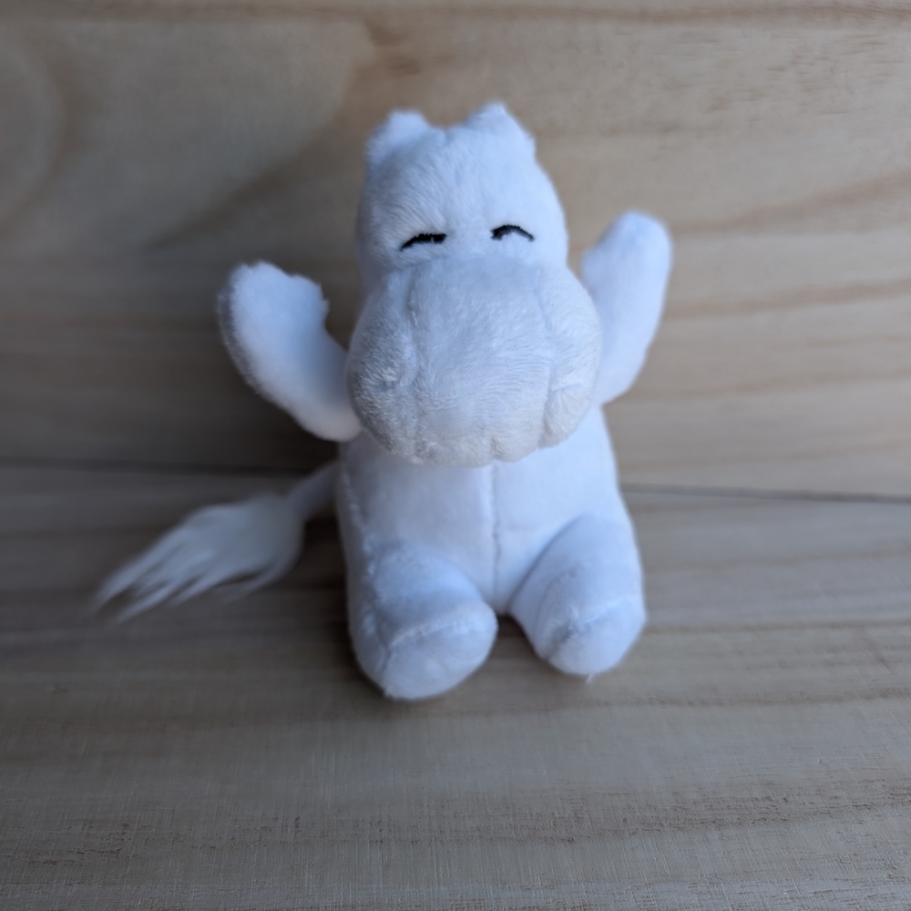 White Plush Moomintroll, Moominvalley, Moomin Keychain (New) Smiling Moomin